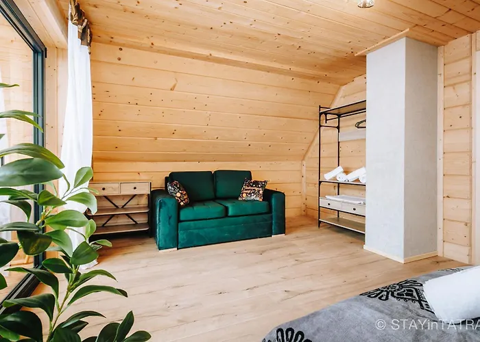 Alpstuga Mala Laka *